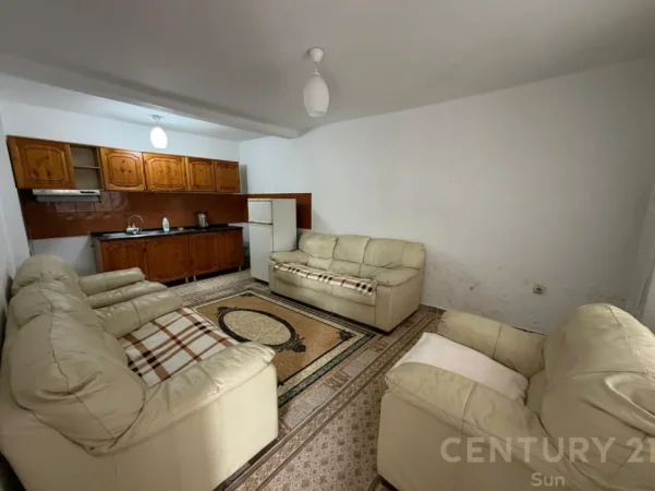 Tirane, shitet Vile 3 Katshe Kati 3, 286 m² 390.000 € (selite)