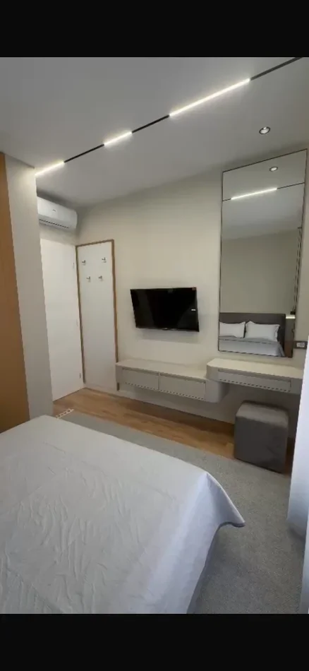 Tirane, jepet me qera apartament 1+1 , 72 m² 1.000 € (Delijorgji)