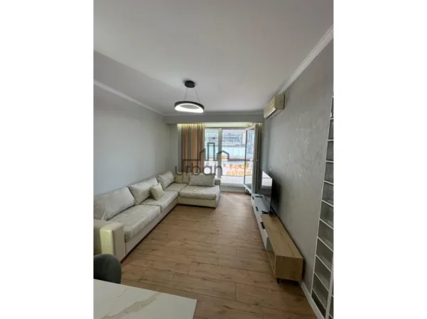 jepet me qera apartament 2+1+Aneks+Ballkon , 107 m² 1.000 € (Vizion Plus)