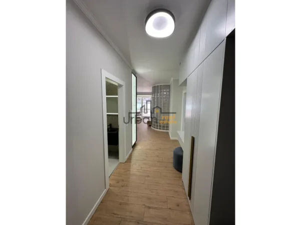 jepet me qera apartament 2+1+Aneks+Ballkon , 107 m² 1.000 € (Vizion Plus)