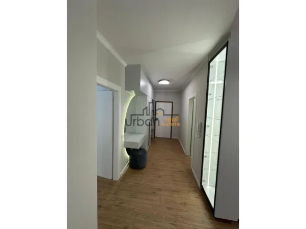 jepet me qera apartament 2+1+Aneks+Ballkon , 107 m² 1.000 € (Vizion Plus)