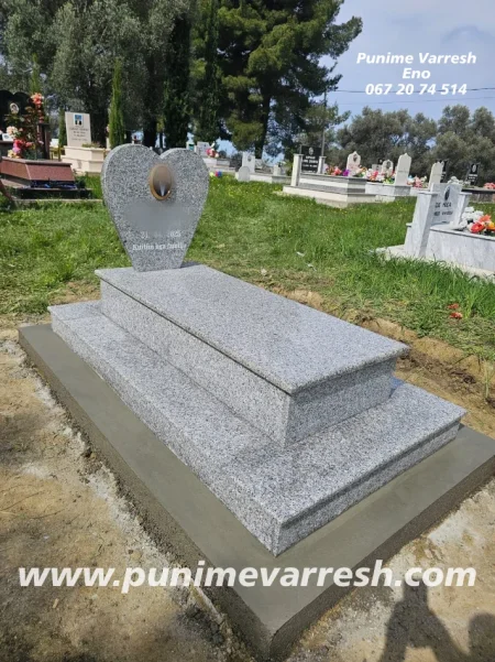 Tirane, ofroj Punime Varresh Kavaje - Modele Varresh Te Ndryshme Graniti 160 €