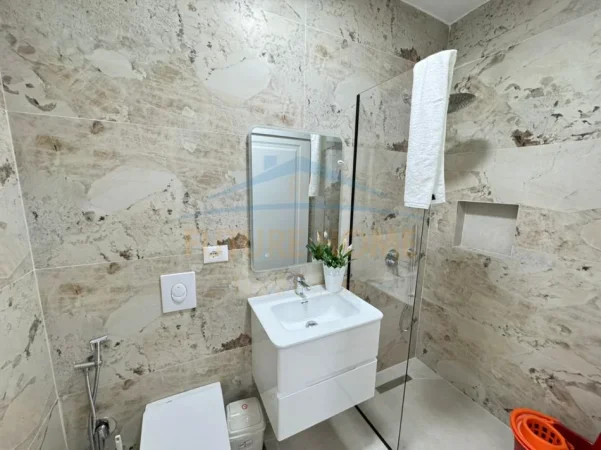 Tirane, shitet apartament 2+1+2, Kati 7, 111 m² 258.000 € (Ish-Parku)