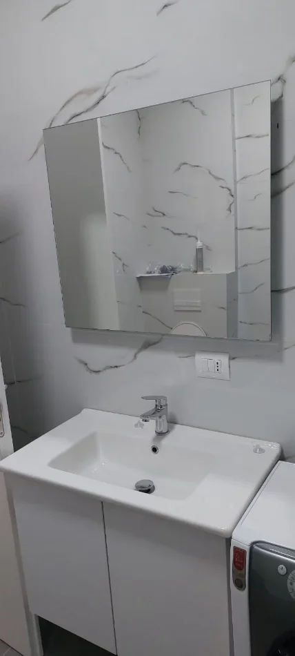 Tirane, jepet me qera apartament 1+1 Kati 3, 72 m² 690 € (Shkolla Osman Myderizi)