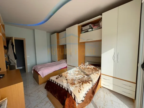 Tirane, shitet apartament 2+1 Kati 5, 168 m² 187.000 € (Fresk)