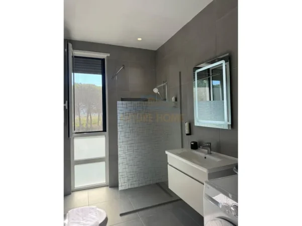 Durres, shitet apartament 2+1+Ballkon Kati 1, 105 m²