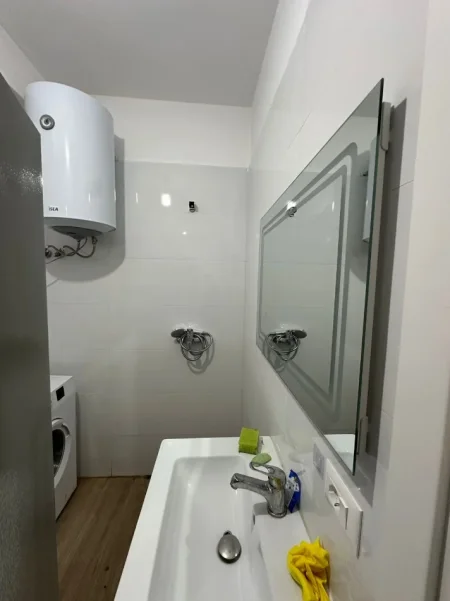 Tirane, jepet me qera apartament , 65 m² 500 € 