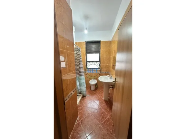 Durres, jepet me qera apartament 1+1 Kati 7, 59 m² 280 € (Plazh,)