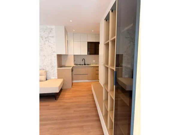 Shqiperi, shitet apartament 2+1+Ballkon Kati 4, 77 m² 283.520 € 