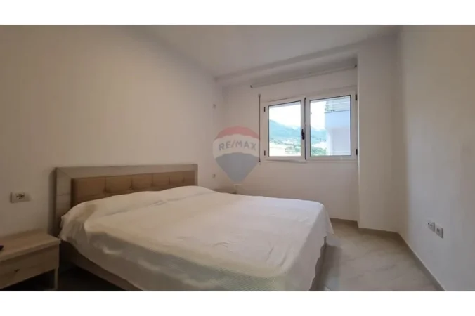 Vlore, shitet apartament 1+1 Kati 4, 71 m² 135.000 € (Lungomare, Vlorë)