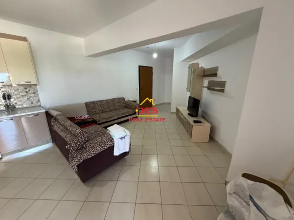 Vlore, jepet me qera apartament 1+1+Ballkon Kati 2, 70 m² 320 € (Orikum)