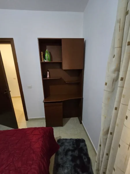 Tirane, jepet me qera apartament 1+1 Kati 1, Ish Fusha e Aviacionit, 🏷️Çmimi: 45.000 Leke/Muaj