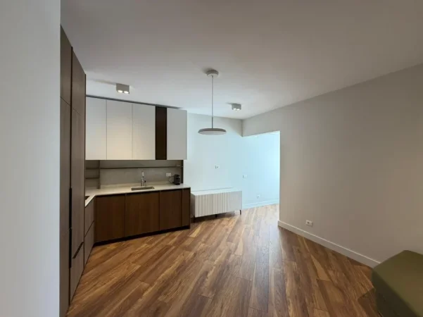 Durres, shitet apartament 1+1+Ballkon Kati 9, 60 m² 104.000 € (Kazazi)