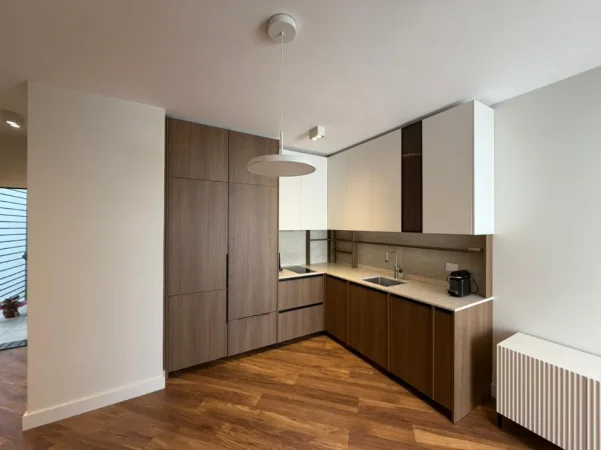 Durres, shitet apartament 1+1+Ballkon Kati 9, 60 m² 104.000 € (Kazazi)