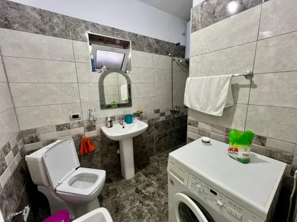 Korce, shitet shtepi 3+1+Ballkon Kati 0, 375 m² 120.000 € 