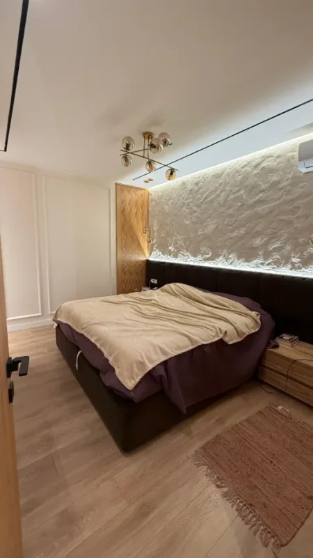 Tirane, shitet apartament 3+1 Kati 2, 145 m² 450.000 € (Qender)