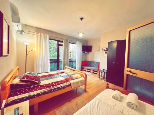 Tirane, jap me qera garsonier 2 Katshe Kati 2, 40 m² 310 € (ish Atsh)