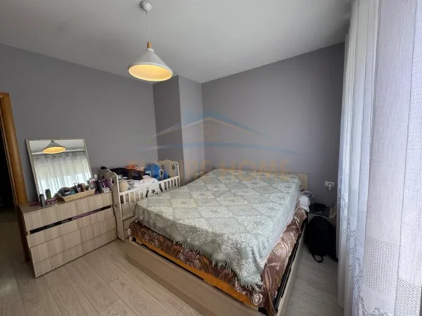 Tirane, shes apartament 1+1+Ballkon Kati 3, 64 m² 119.000 € (Fabrika e Miellit)