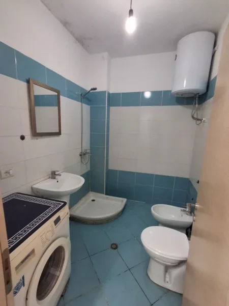 Tirane, jepet me qera apartament 1+1 Kati 7, 56 m² 350 € (ASTIR)