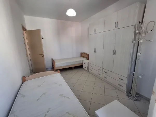 Tirane, jepet me qera apartament 1+1 Kati 7, 56 m² 350 € (ASTIR)