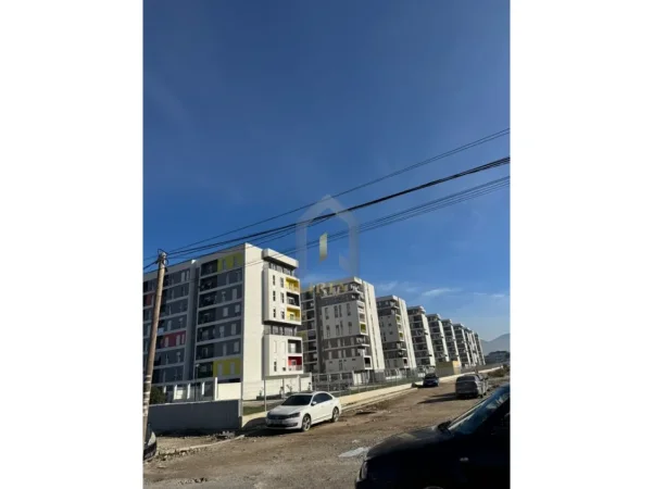 Tirane, shitet apartament 1+1+Ballkon Kati 4, 69 m² 82.000 € (Apartament 1+1 per shitje tek Univers City QTU)