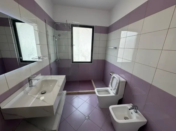 Tirane, jap me qera apartament 2+1 Kati 5, 100 m² 498 € (Rrethi i Astirit)