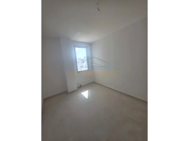 Tirane, shitet apartament 2+1 Kati 3, 104 m² 155.000 € (UNAZA E RE , Astir)