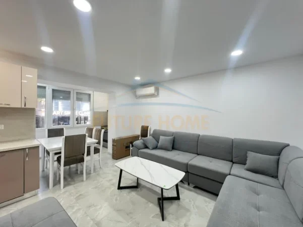 Tirane, jepet me qera apartament 2+1+Ballkon Kati 2, 62 m² (rruga kongresi i manastirit)