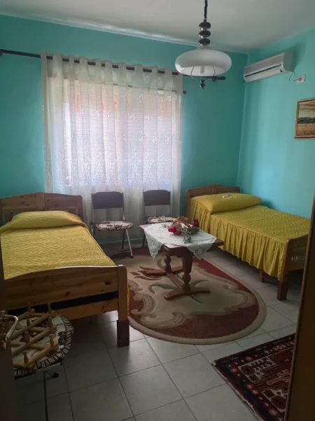 Tirane, jepet me qera apartament 2+1 Kati 3, Tufine