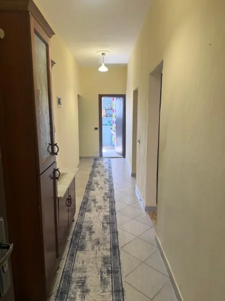Tirane, jepet me qera apartament 2+1 Kati 3, Tufine