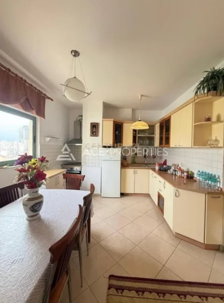 Durres, shitet apartament 1+1 Kati 9, 70 m² 175.000 € (durres vollga)