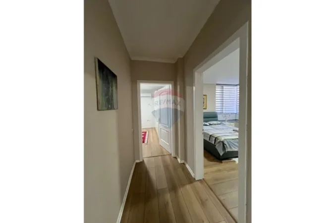 Tirane, jepet me qera apartament 2+1 Kati 2, 108 €