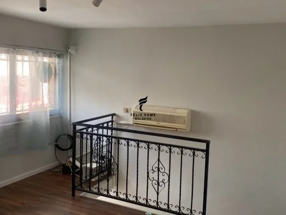 Tirane, jepet me qera dyqan Kati 0, 32 m² 550 € (RRUGA E DURRESIT)