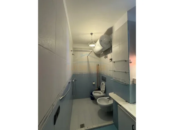 Tirane, jepet me qera apartament 2+1 Kati 2, 91 m² 450 € (Fresk)