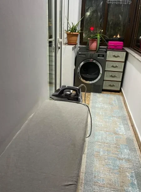 Tirane, jepet me qera apartament 1+1 Kati 3, 75 m² 500 € (VASIL SHANTO)