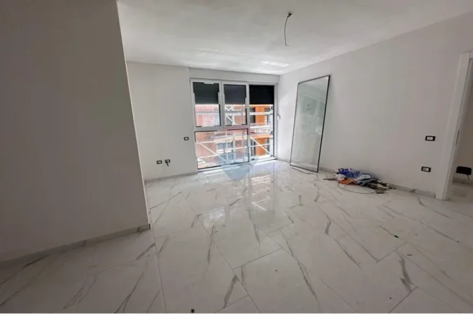 Lezhe, shitet 1+1 Kati 5, 117.000 € 