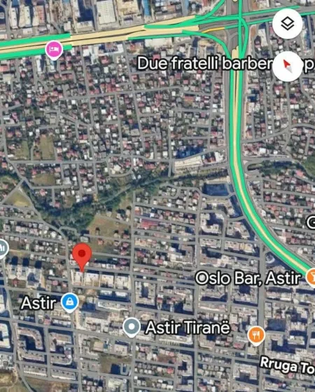 Tirane, jepet me qera dyqan Kati 0, 28 m² 260 € (astir)