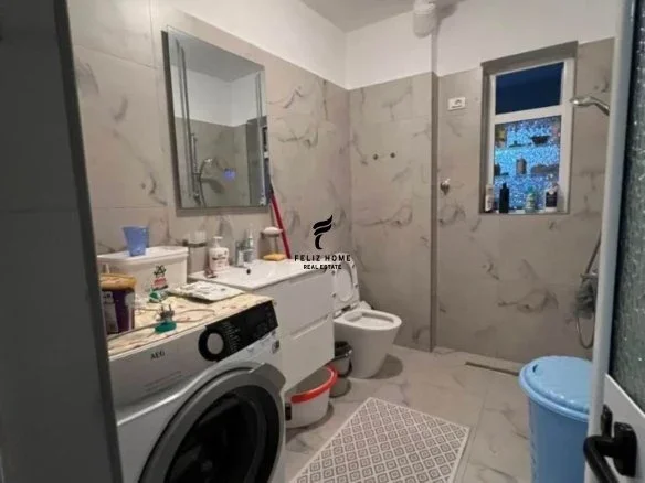 Tirane, shitet apartament 3+1 Kati 4, 120 m² 180.000 € (ALI DEMI)