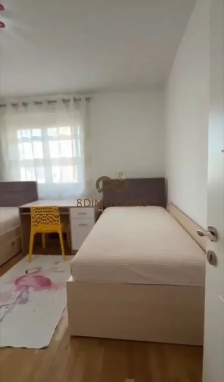 Tirane, jepet me qera 2+1 Kati 5, 98 m² 1.000 € (rruga sales)