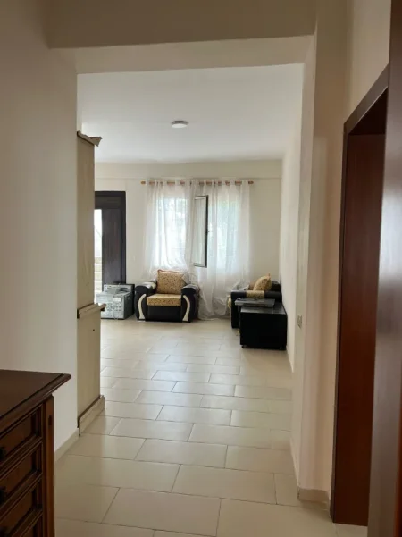 Tirane, jepet me qera nga Pronari, pa-komision apartament 2+1 Kati 0, 115 m² 450 € (Bajram Allaraj)
