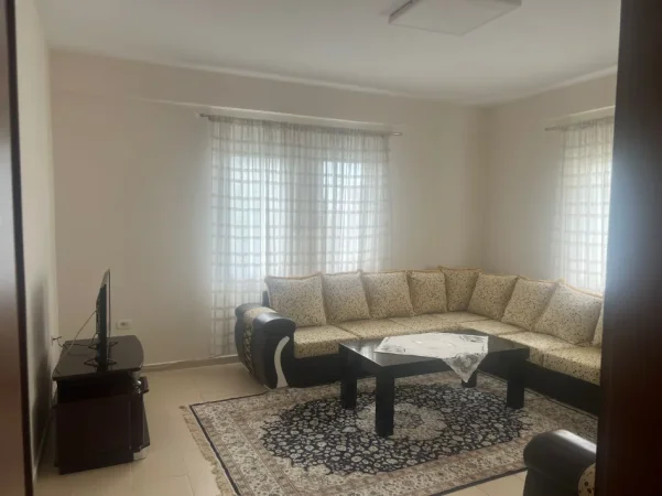 Tirane, jepet me qera nga Pronari, pa-komision apartament 2+1 Kati 0, 115 m² 450 € (Bajram Allaraj)