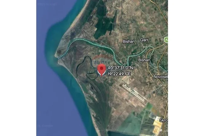 Vlore, shitet toke bujqesore , 2.400 m² (Poro, Vlore)