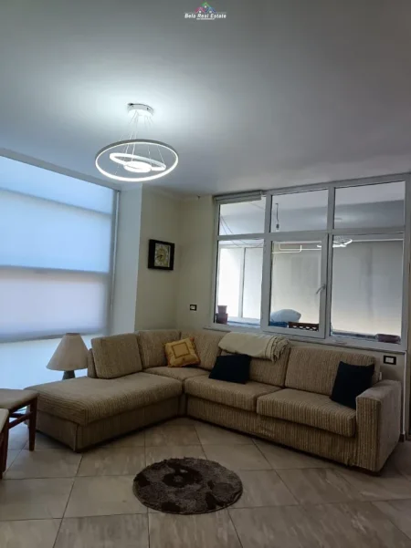 Tirane, jepet me qera apartament 1+1 Kati 4, 70 m² 575 € (dritan hoxha)