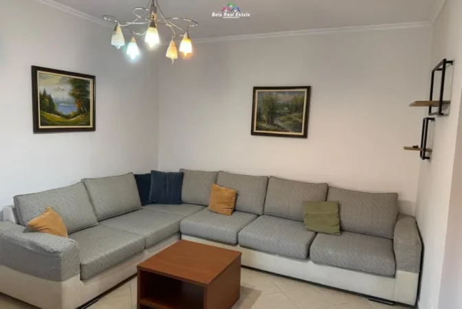 Tirane, jepet me qera apartament 1+1+Ballkon Kati 8, 52 m² 420 € (rruga e dibres)