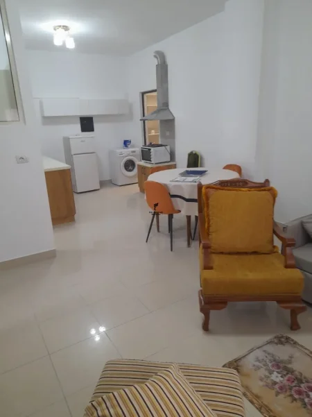 Tirane, jepet me qera apartament 1+1 Kati 1, 60 m² 500 € (DON BOSKO)