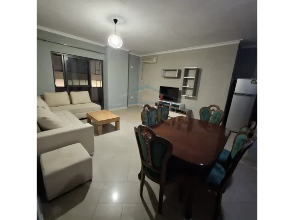 Tirane, jepet me qera apartament 2+1+Ballkon Kati 3, 107 m² 490 € (teodor keko)