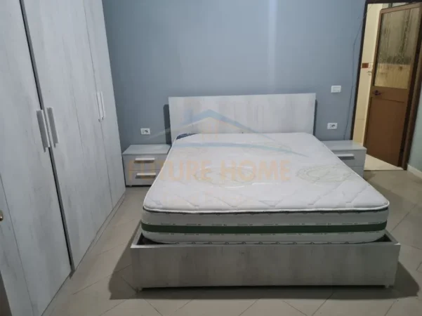 Tirane, jepet me qera apartament 2+1+Ballkon Kati 3, 107 m² 490 € (teodor keko)