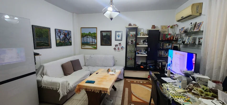 Tirane, shitet 2+1+Ballkon tek Varri Bamit Kati 5, 72 m²