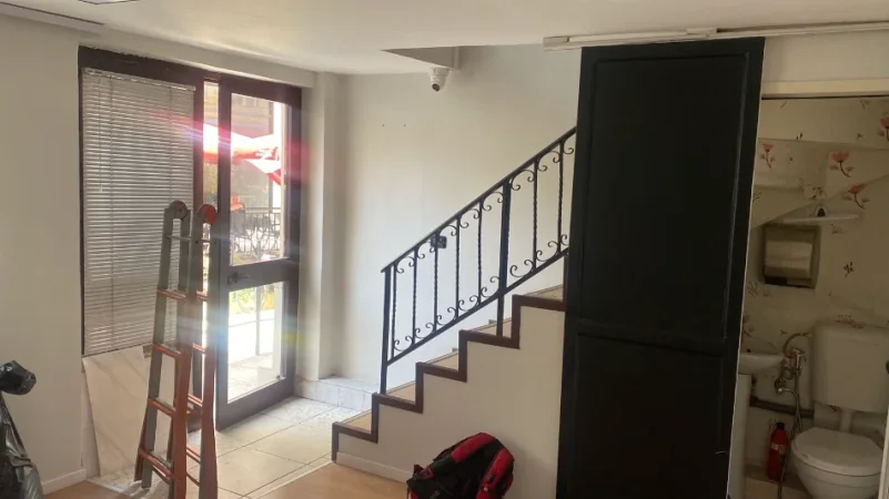 Tirane, jepet me qera dyqan Kati 0, 32 m² 550 € (Mine Peza)