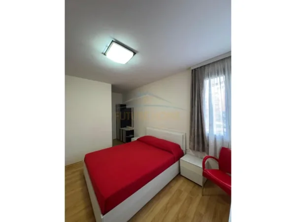 Tirane, jepet me qera apartament 2+1 Kati 2, 91 m² 450 € (Fresk)